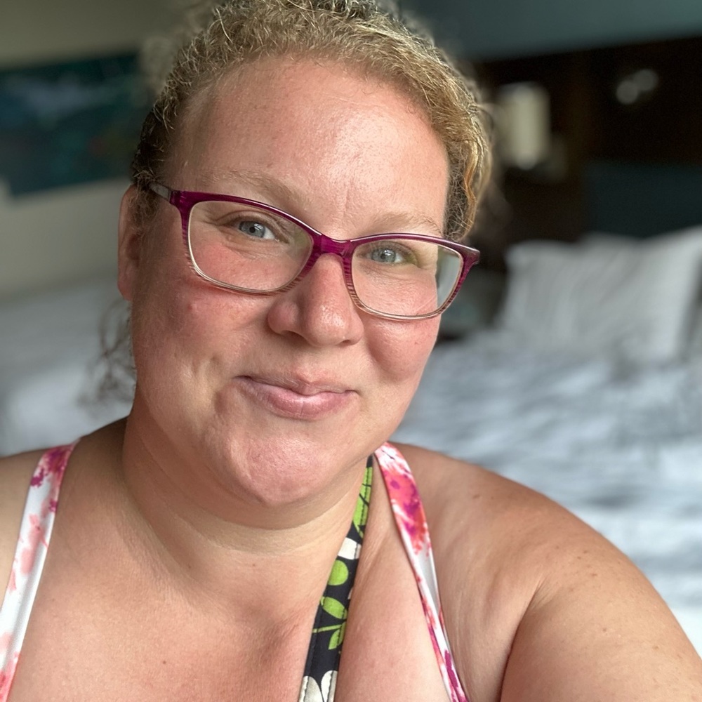 Meet your Posher, Nickole